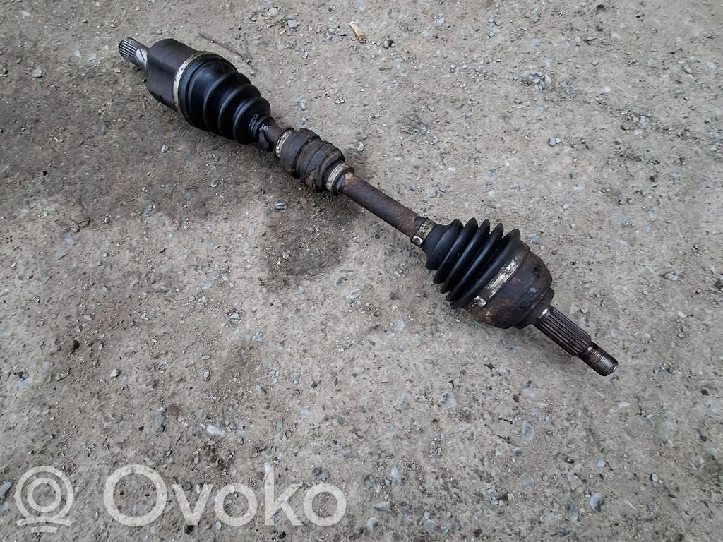 Nissan Micra Kardāns komplektā 