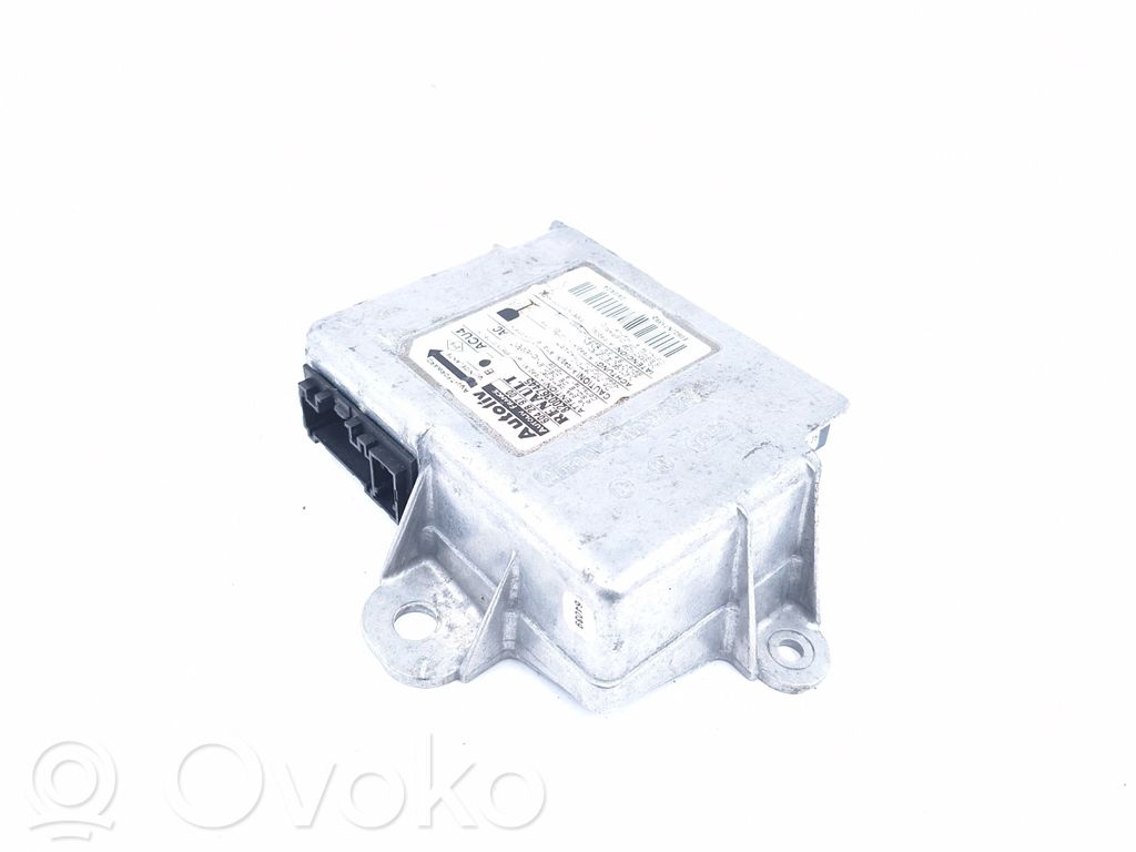 Renault Megane II Airbag control unit/module 