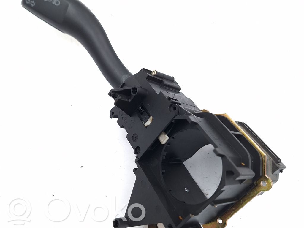 Audi A4 S4 B7 8E 8H Wiper turn signal indicator stalk/switch 
