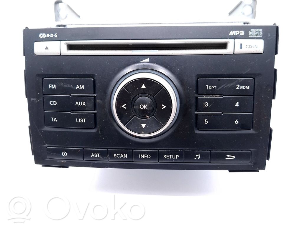 KIA Pro Cee'd I Panel / Radioodtwarzacz CD/DVD/GPS 