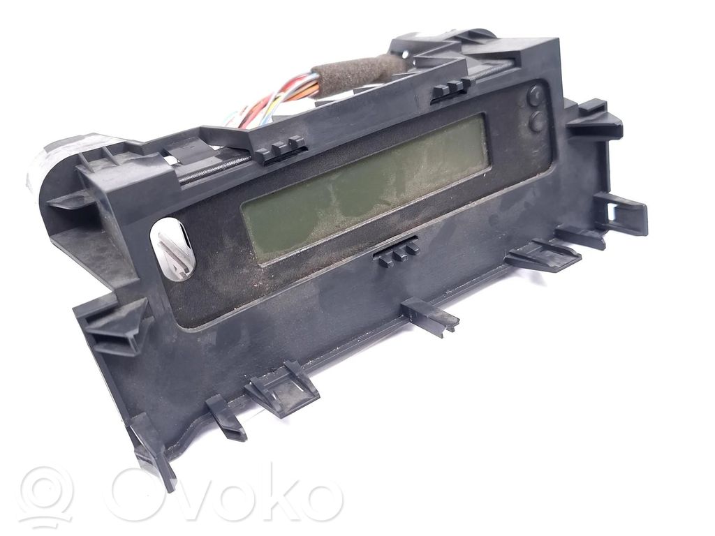 Renault Megane II Monitor / wyświetlacz / ekran 