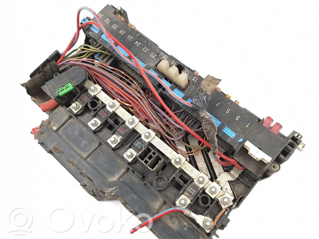 BMW 3 E46 Drošinātāju bloks 