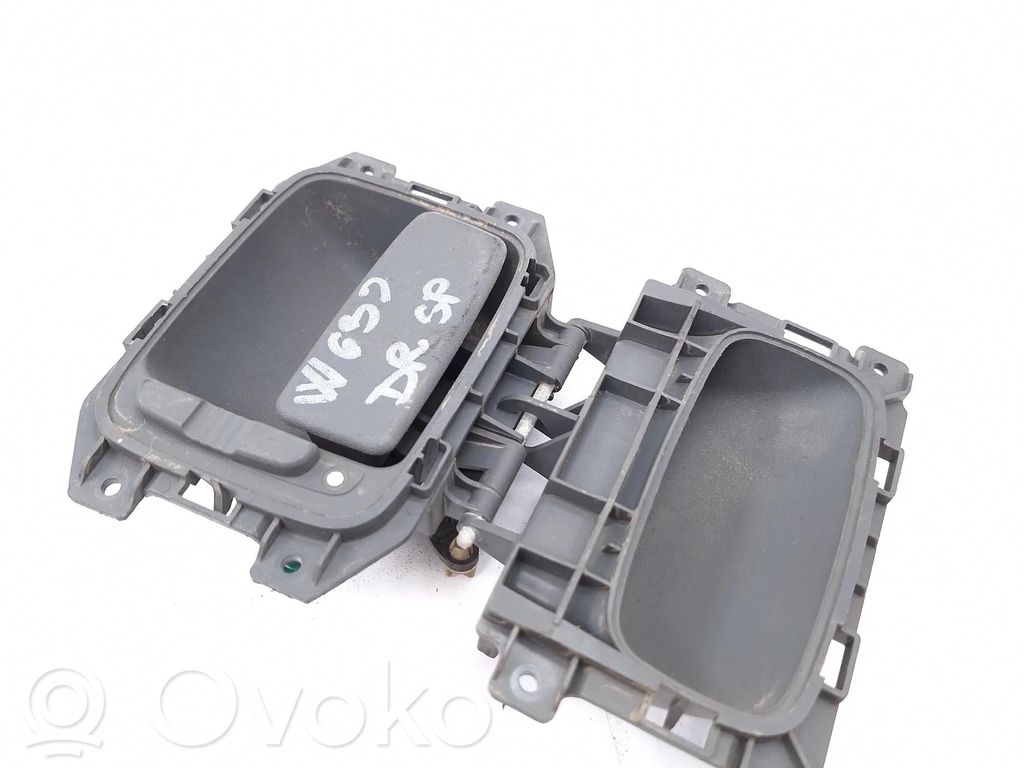 Mercedes-Benz Vito Viano W639 Front door interior handle 