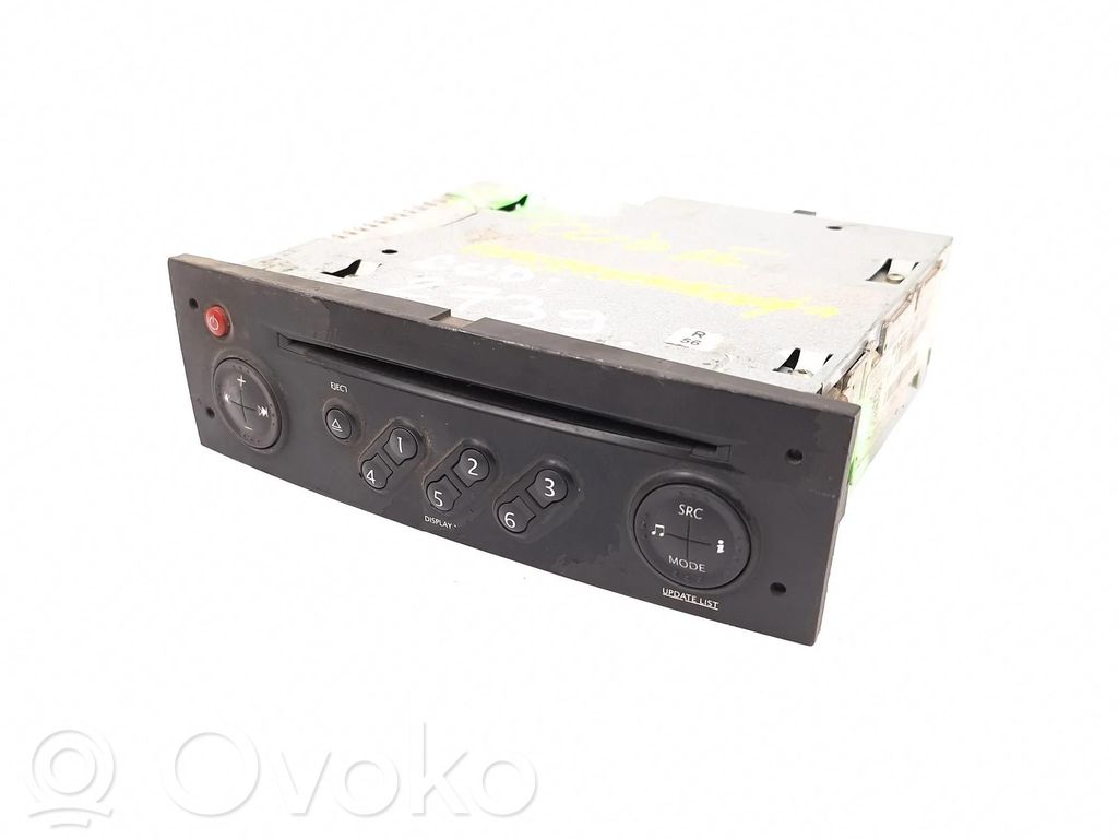 Renault Clio II Panel / Radioodtwarzacz CD/DVD/GPS 