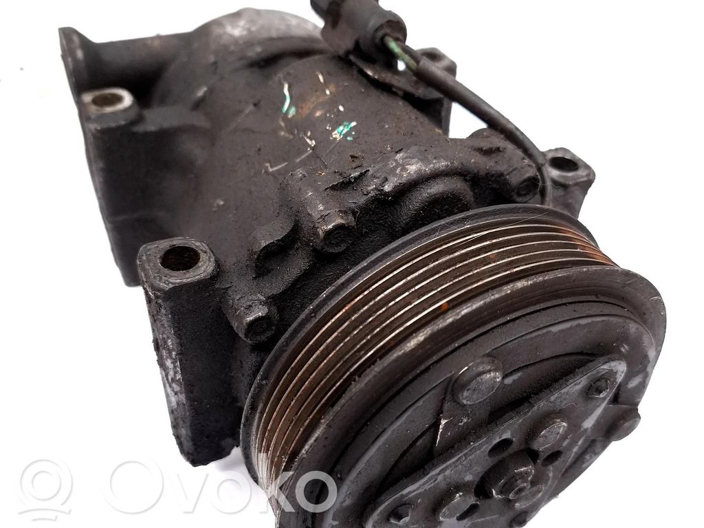 Ford Fiesta Compresor (pompă) aer condiționat (A/C) 