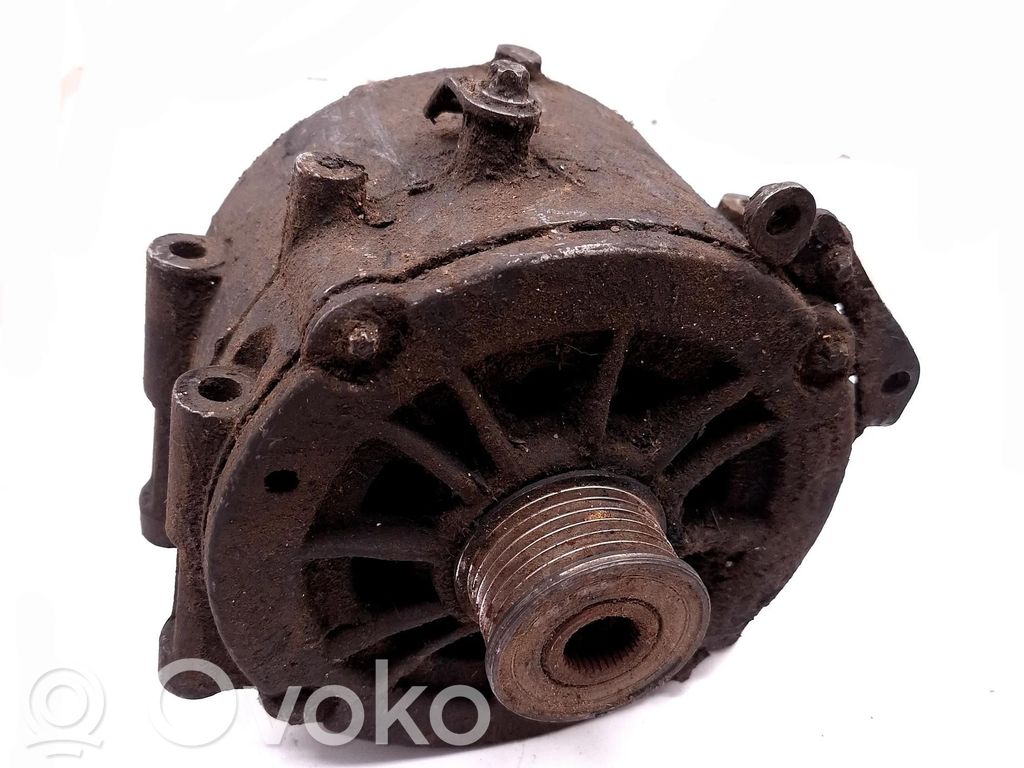 Mercedes-Benz C W203 Alternador 