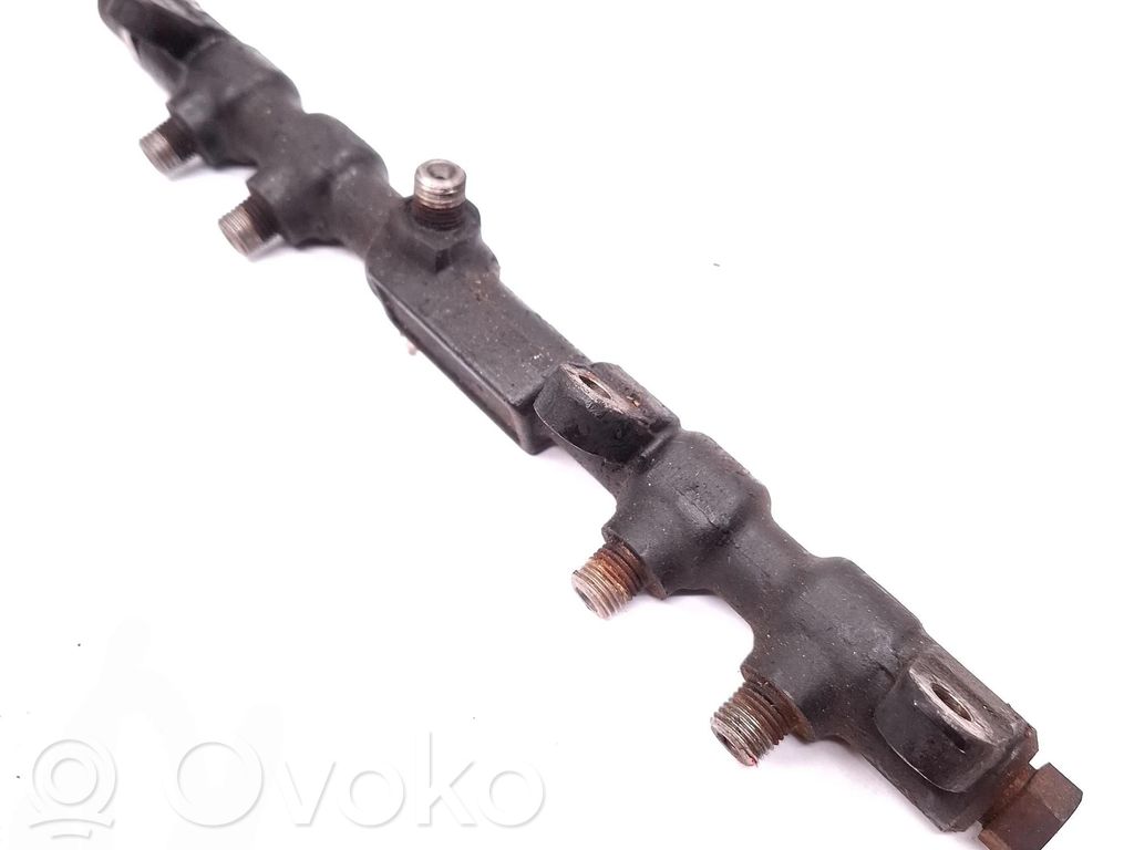 Ford Mondeo Mk III Fuel main line pipe 