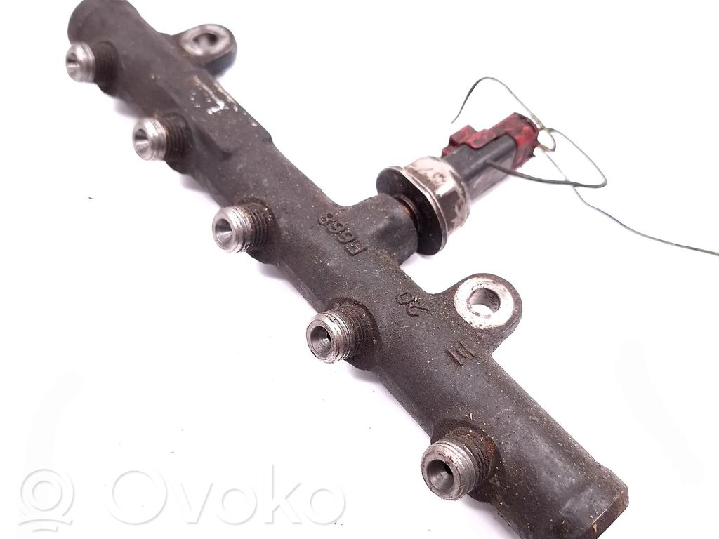 Ford Mondeo MK IV Fuel injector 