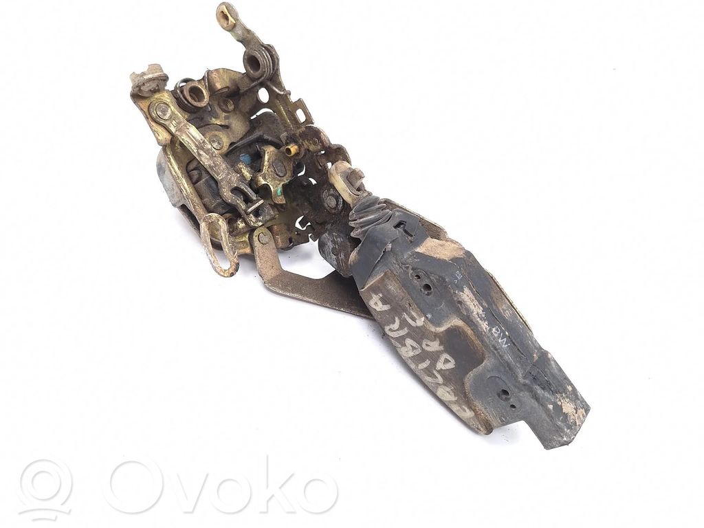 Opel Calibra Front door lock (next to the handle) 