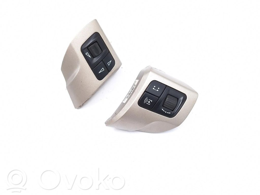 Opel Astra H Interruptores/botones de la columna de dirección 