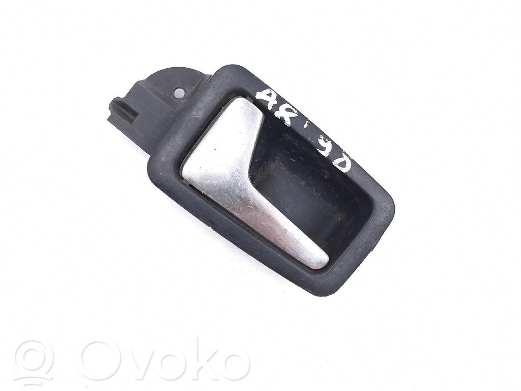 Manecilla interna puerta delantera   4D0837019,NONE,NONE