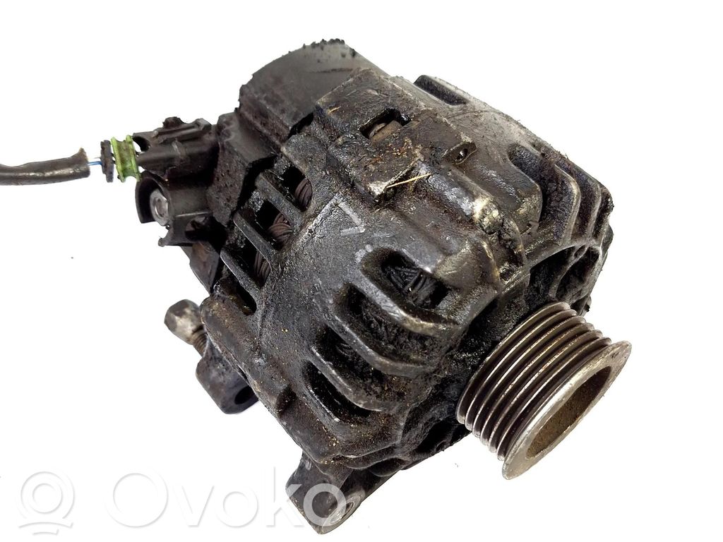 Peugeot 206+ Alternador 