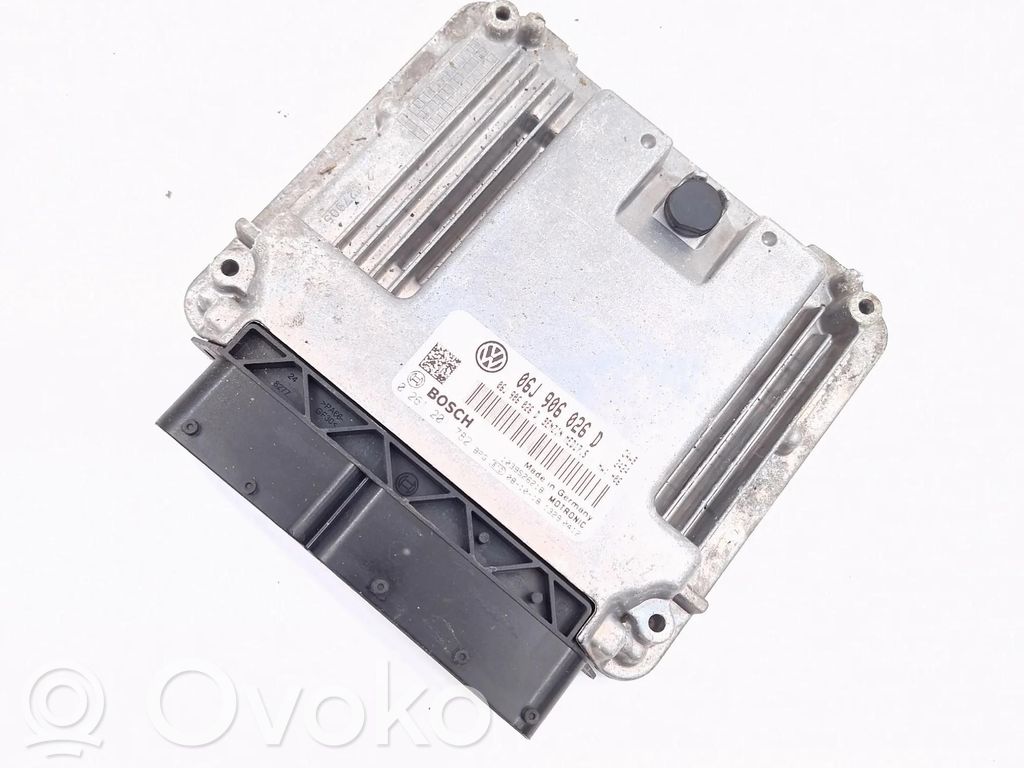 Volkswagen PASSAT CC Motorsteuergerät ECU 