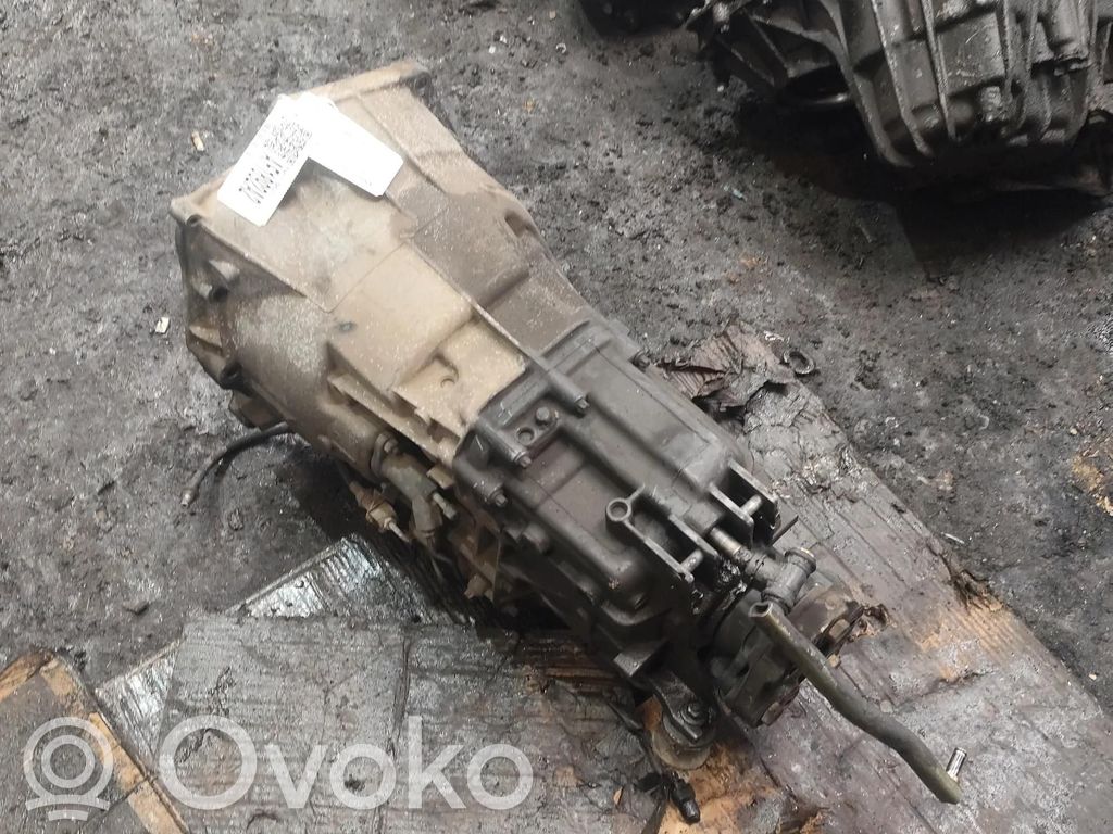 Manual 5 speed gearbox   HED