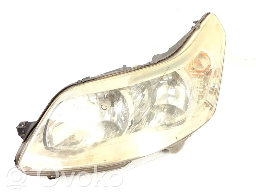 Citroen C4 I Picasso Lampa przednia 