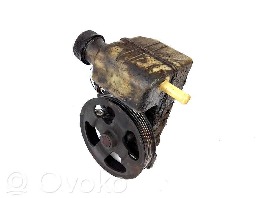 Ohjaustehostimen pumppu
