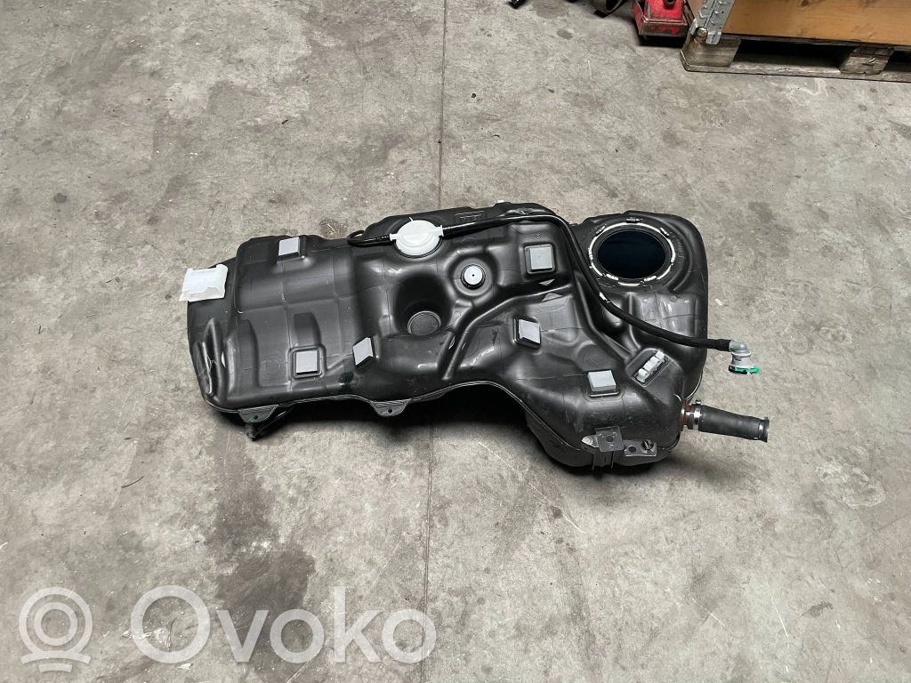 Volvo XC40 Polttoainesäiliö 