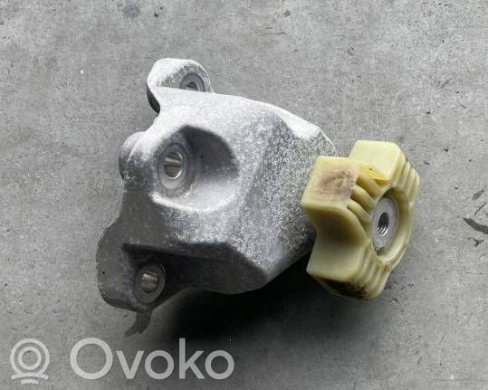 Polestar 2 Engine mounting bracket 