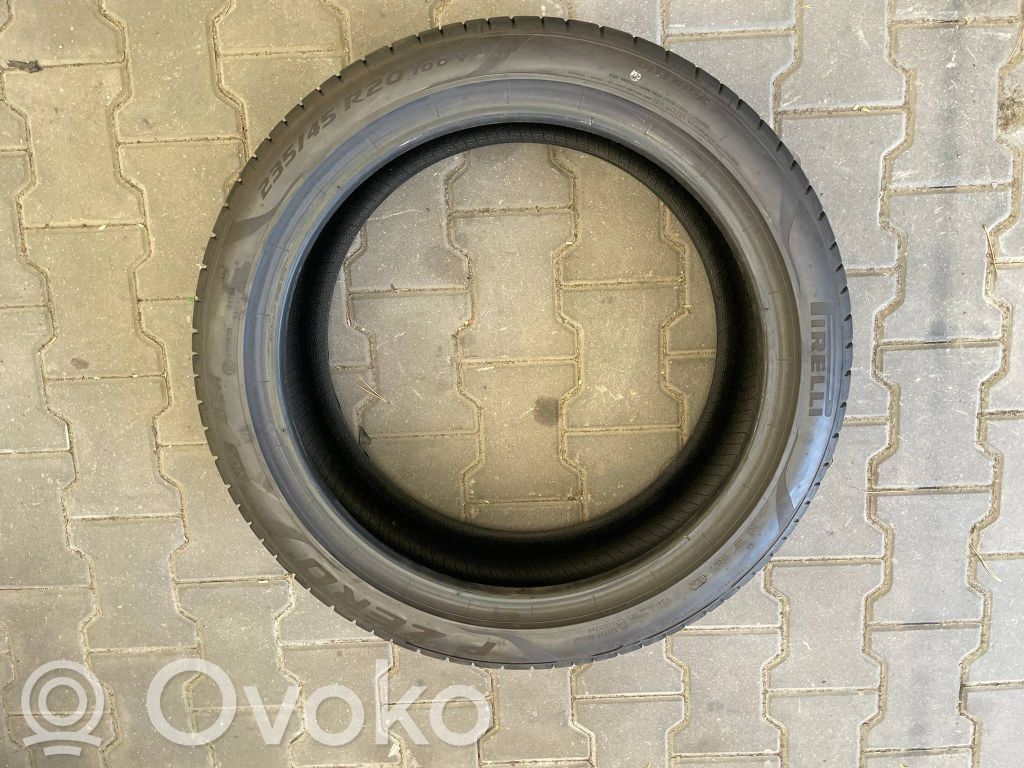 Volvo XC40 Pneumatico estivo R20 