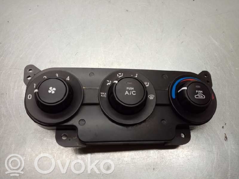 KIA Cerato Climate control unit 