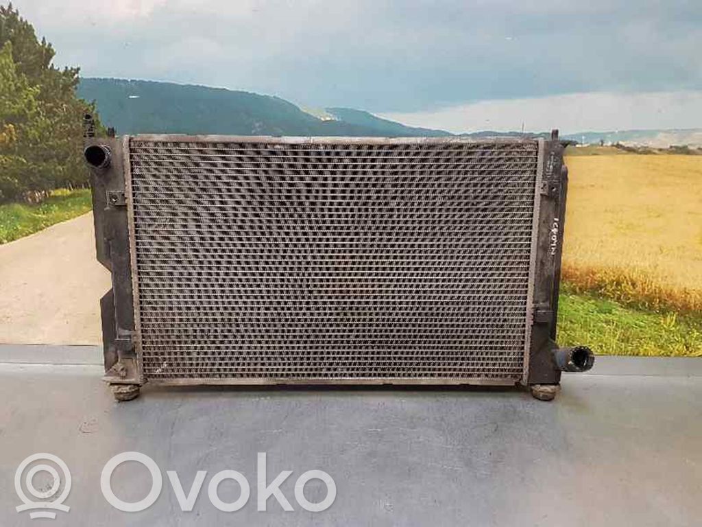 Toyota Corolla E110 Aušinimo skysčio radiatorius 