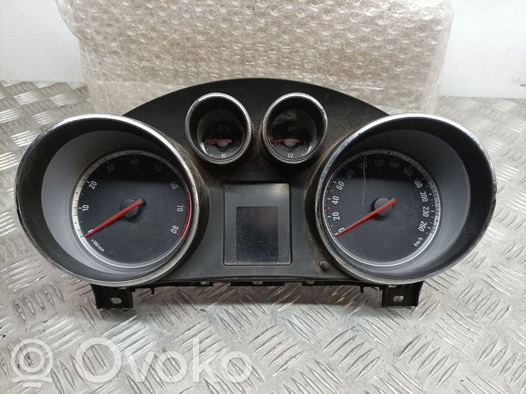 Opel Insignia A Licznik / Prędkościomierz 