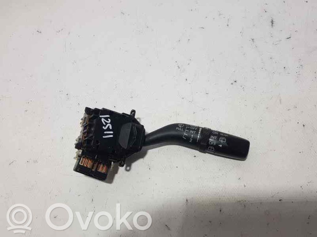 Pyyhkijän vipu   17D254LH