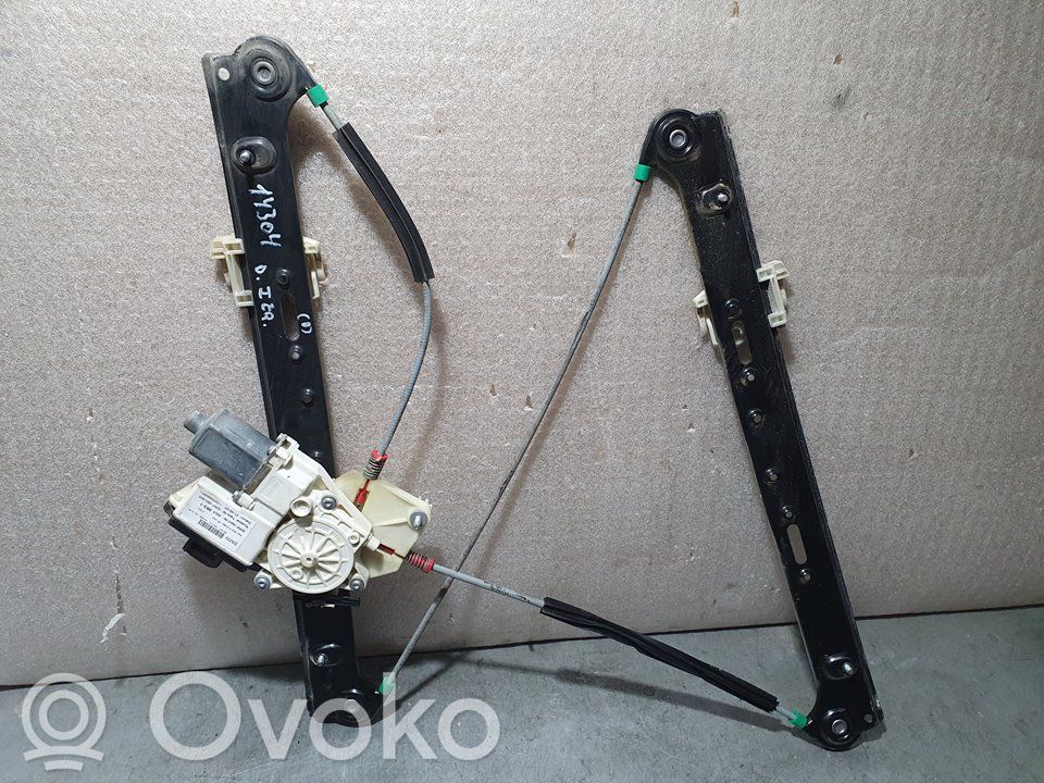 Front door window regulator with motor   SINREF