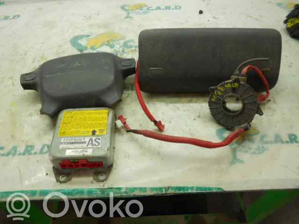 Mitsubishi Space Wagon Zestaw poduszek powietrznych z panelem 