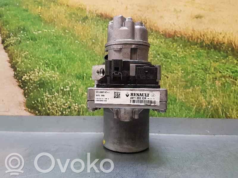 Renault Laguna III Ohjaustehostimen pumppu 