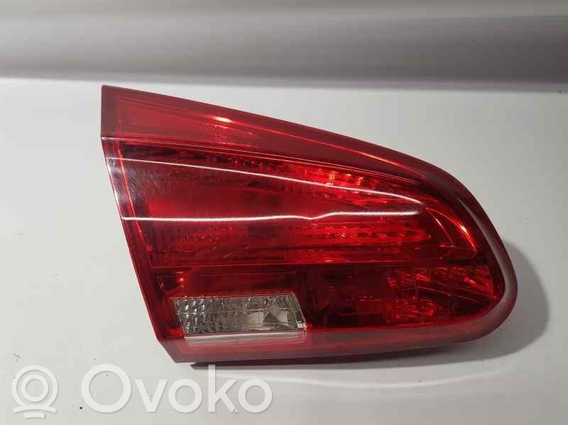 Luz trasera/de freno   92403A2000