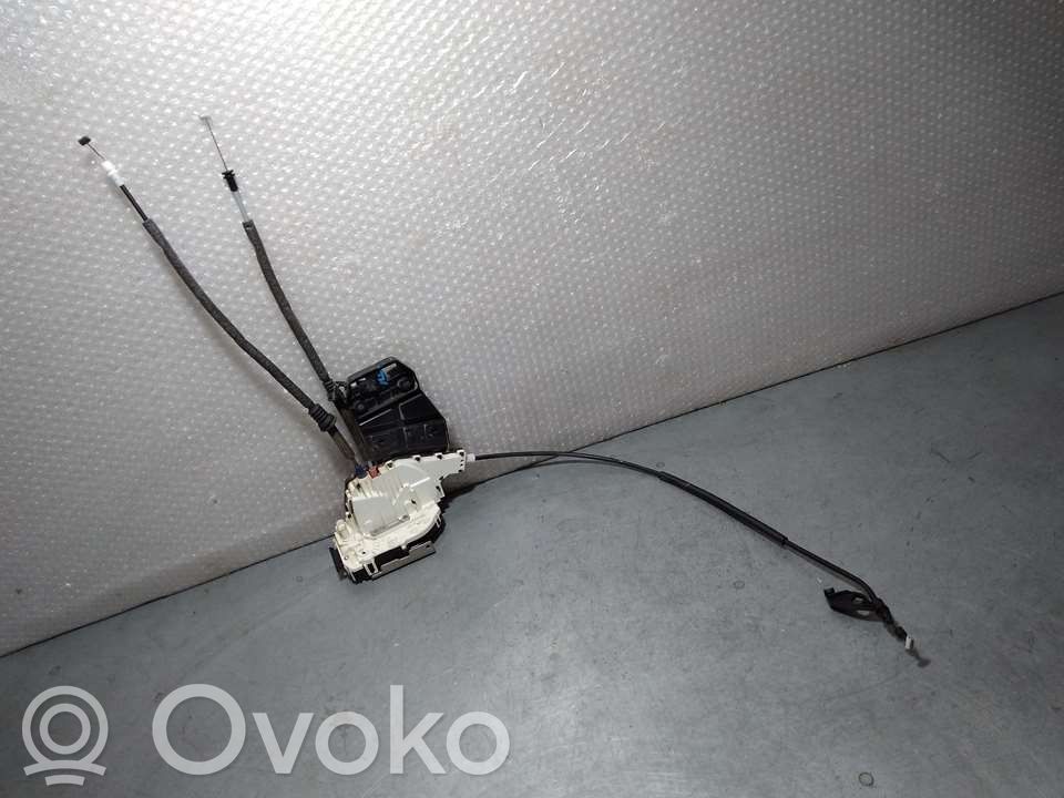 Takaoven lukko   68466852AA,4PINES