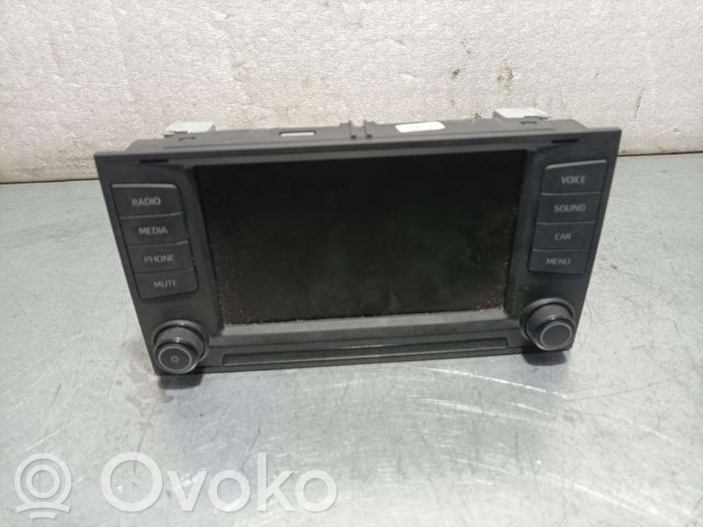 Seat Ibiza IV (6J,6P) Radio/CD/DVD/GPS head unit 