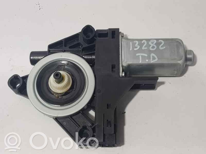 Volvo XC60 Moteur de lève-vitre de porte arrière 
