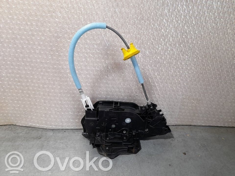 BMW 1 F40 Zamek drzwi przednich 