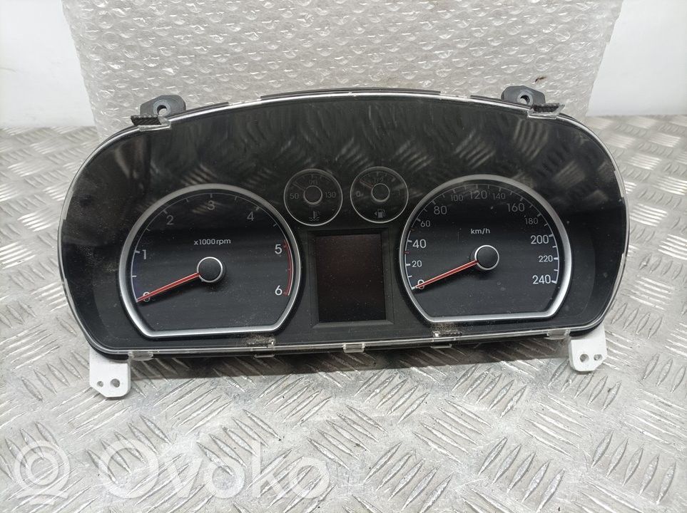 Licznik / Prędkościomierz   640032R240,11001335501U