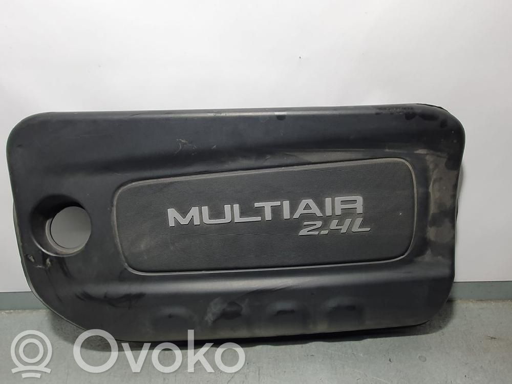 Motorabdeckung   04861993AC