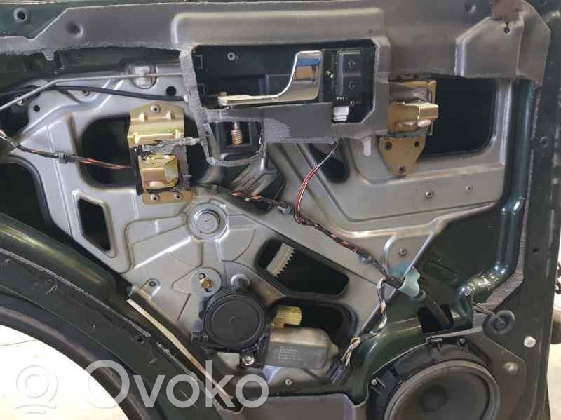 Land Rover Range Rover P38A Macara geam spate manuală 