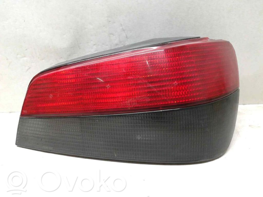 Peugeot 306 Feux arrière / postérieurs