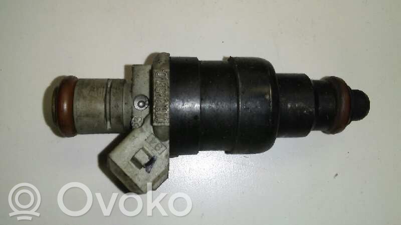 Inyector de combustible   078133551D