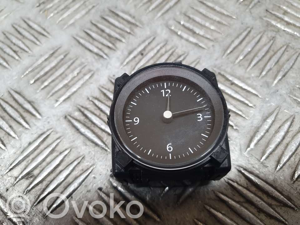 Uhr   3G0919204C