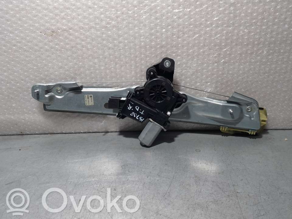 Opel Astra K Mechaninis galinio lango pakėlimo mechanizmas 