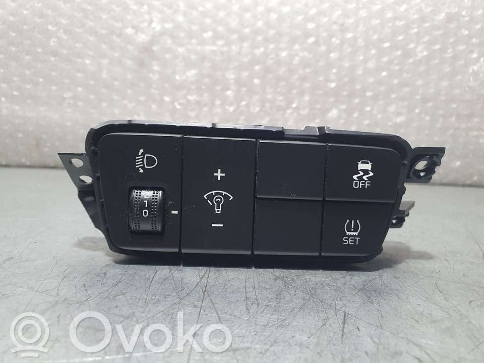 Comutator/buton multifuncțional   84757H8AA0