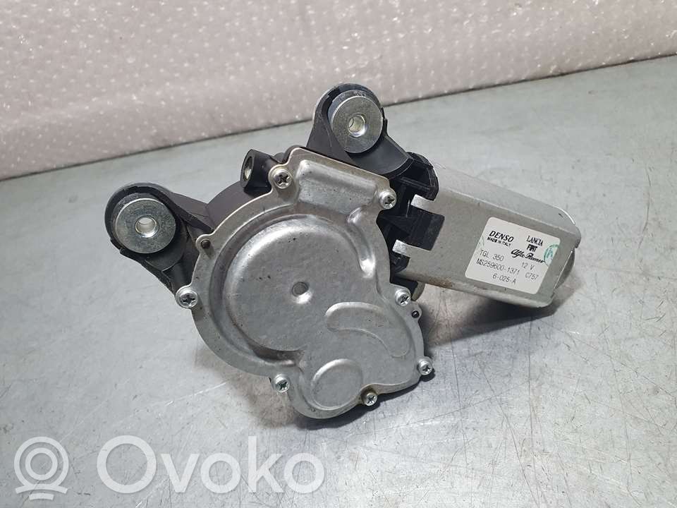 Fiat 500 Takalasinpyyhkimen moottori 