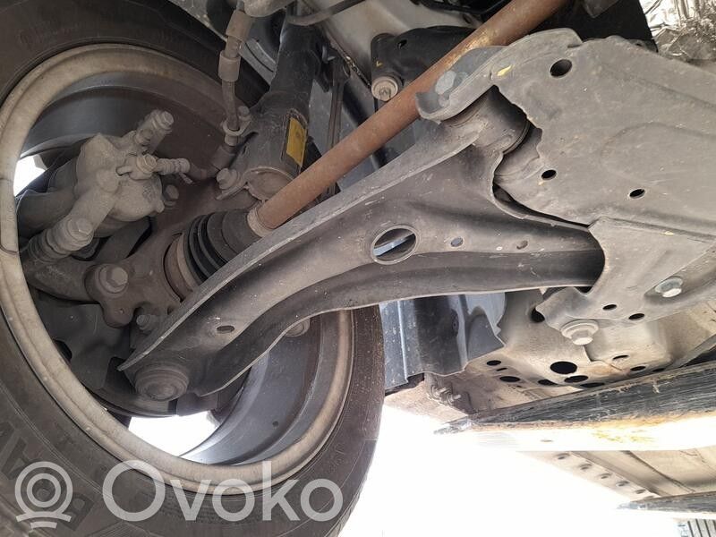 Front control arm   1908876