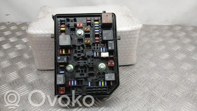 Sulakemoduuli   39040851,812461952