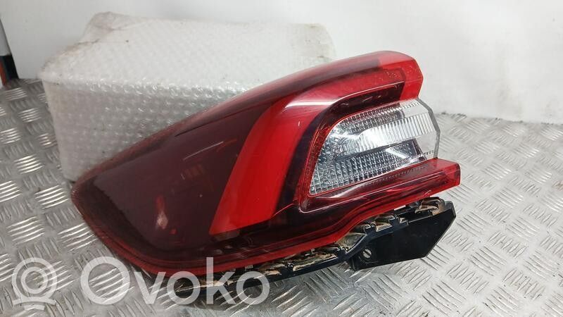 Ford Kuga III Takaluukun takavalot 