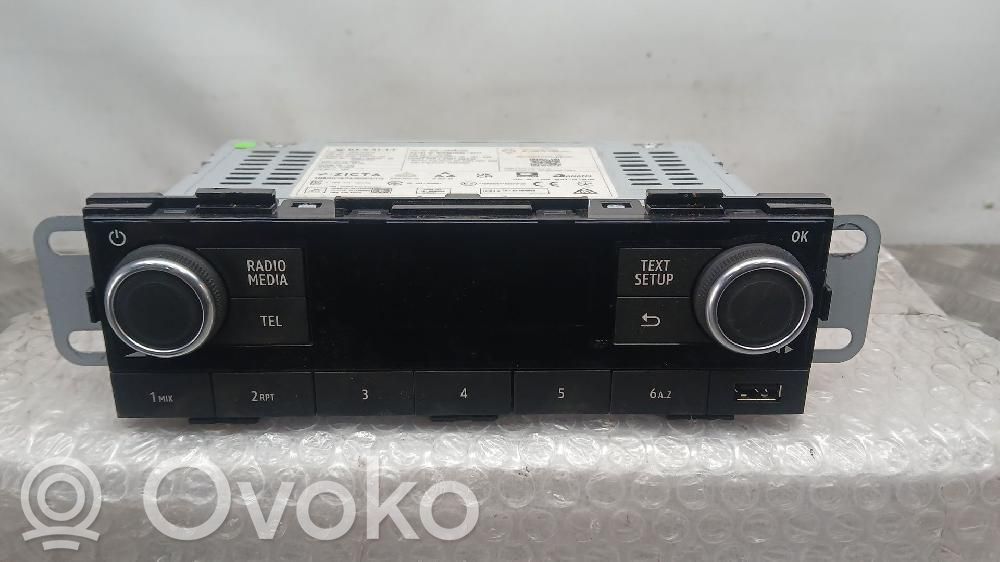 Renault Kangoo III Panel / Radioodtwarzacz CD/DVD/GPS 