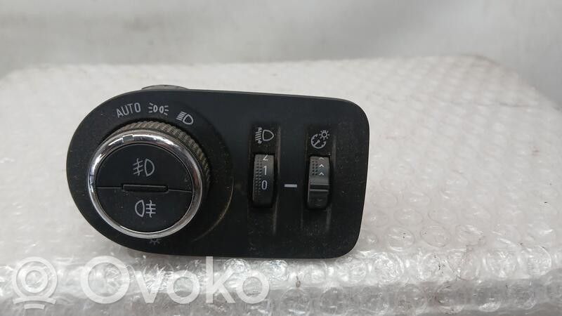 Interruptor de luz   39201665,17034789