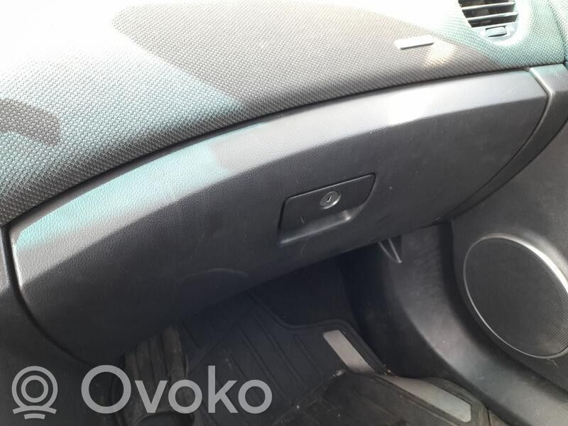 Chevrolet Cruze Guantera 